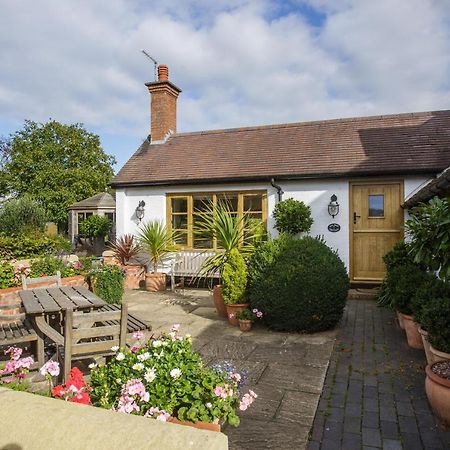 Bay Tree Cottage Droitwich Exterior photo