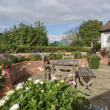 Bay Tree Cottage Droitwich Exterior photo