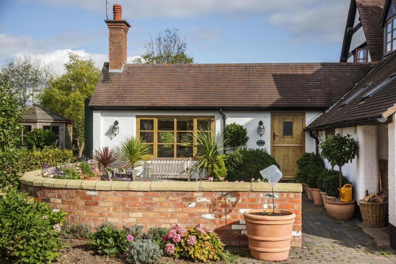Bay Tree Cottage Droitwich Exterior photo